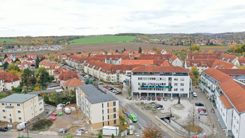 Fertigstellung Fassade, Innenausbau